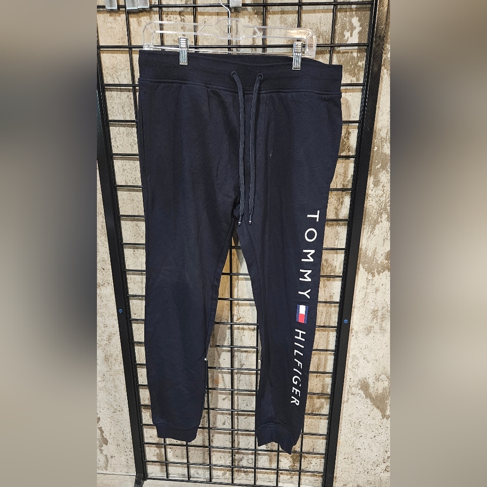 Tommy hilfeger sweat pants size m new